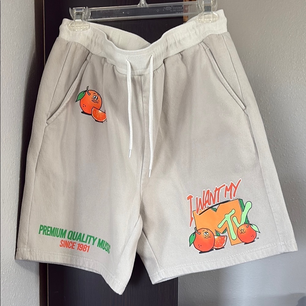 NWOT Men’s XL MTV Jersey Shorts